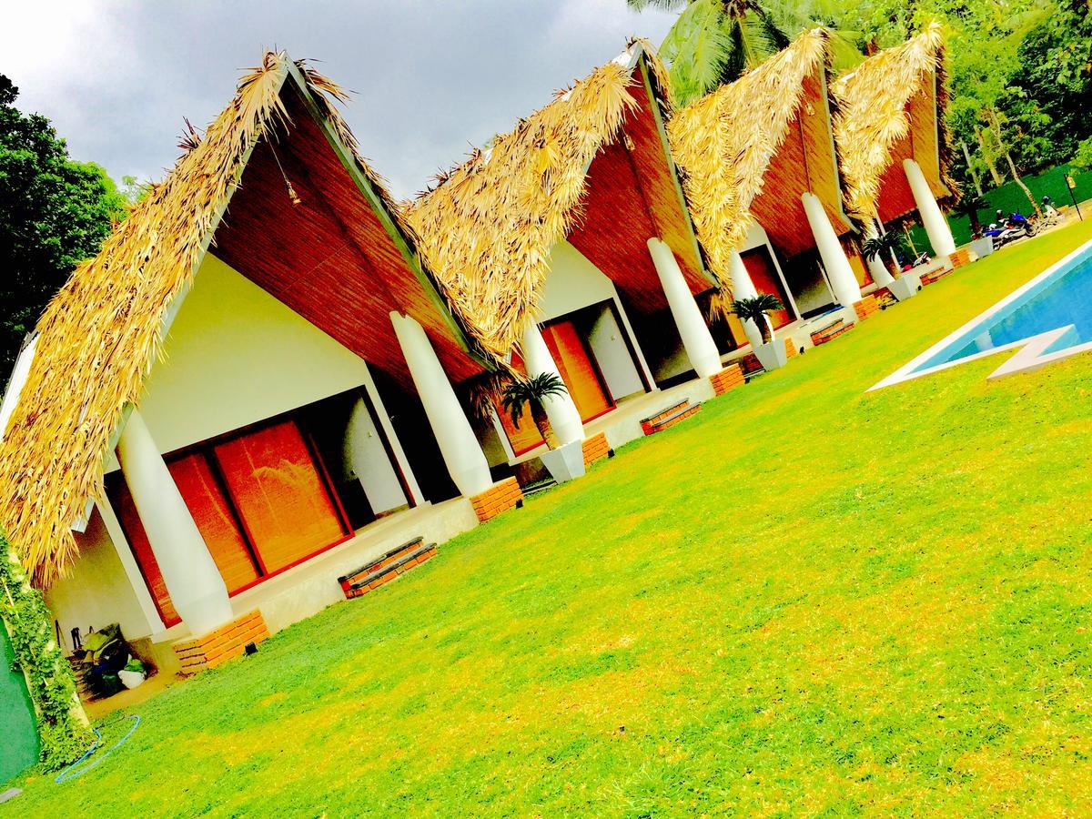 Airport Resort Katunayaka Zewnętrze zdjęcie